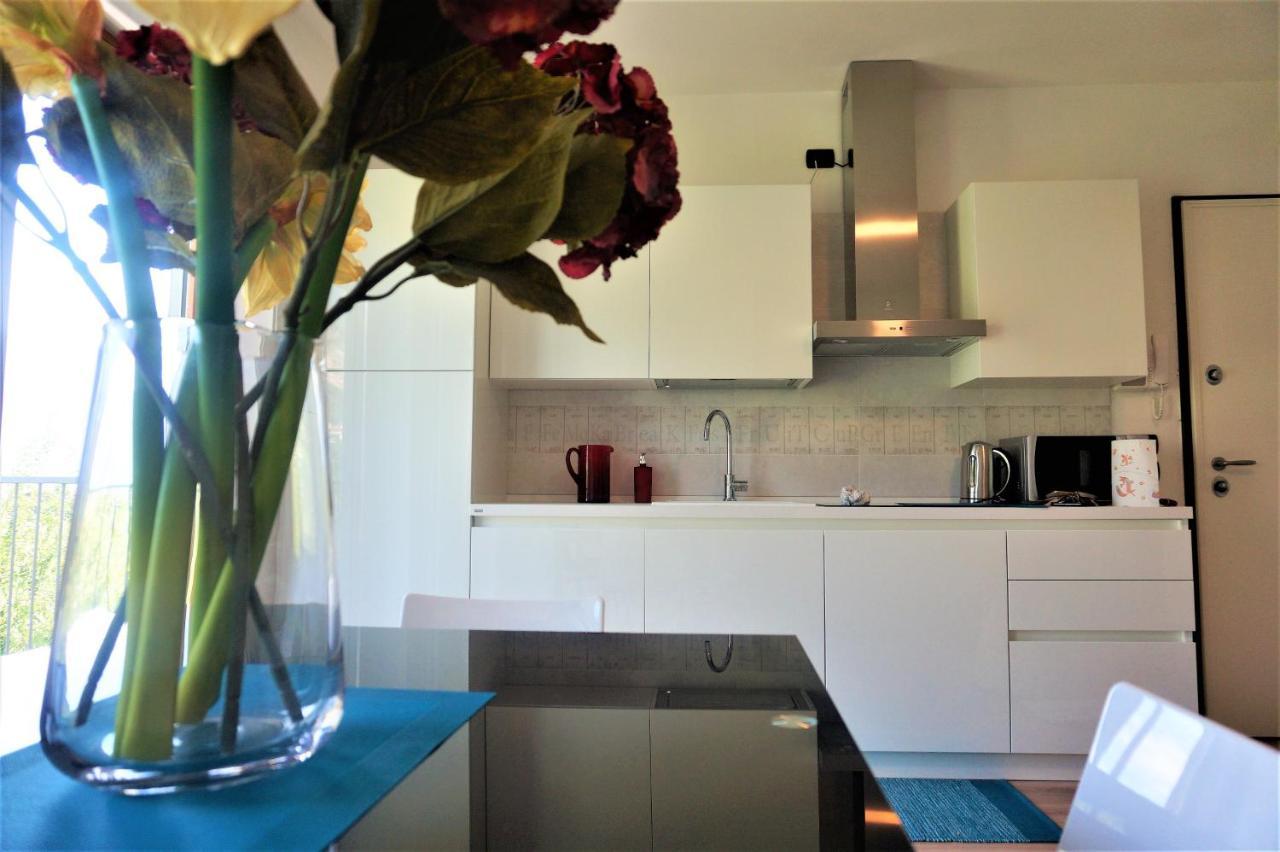 Apartament Deluxe Mayde Apartment Riva del Garda Luaran gambar
